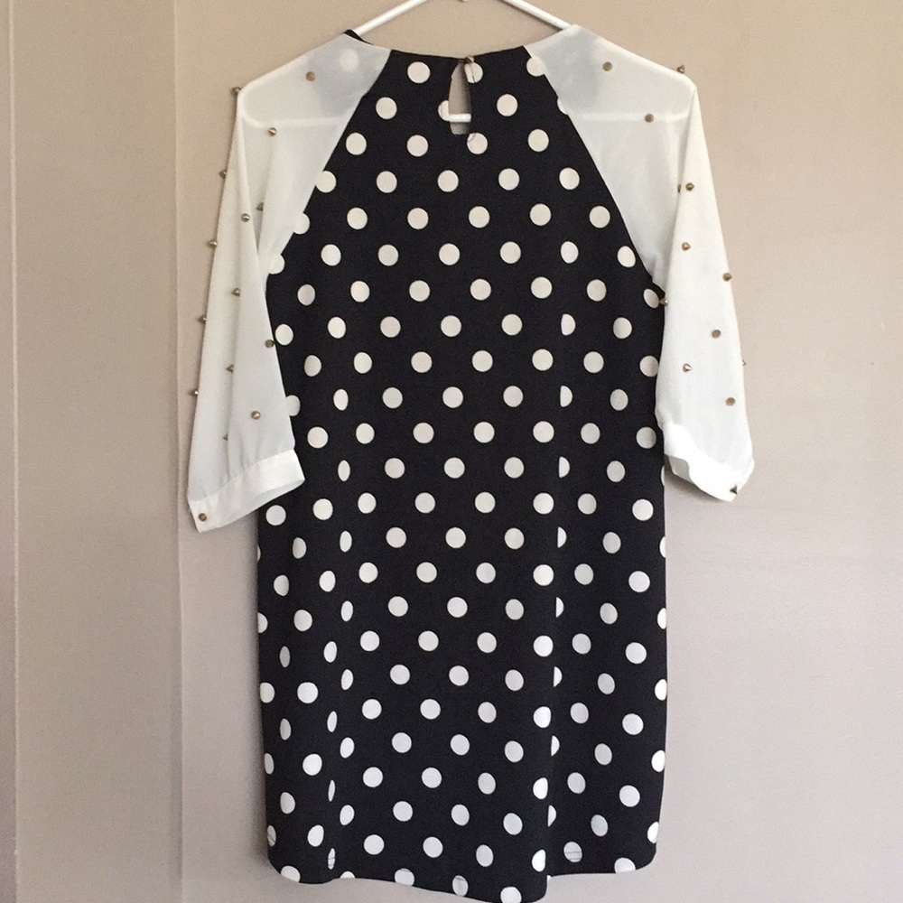 Dress - Picture 4 of 4